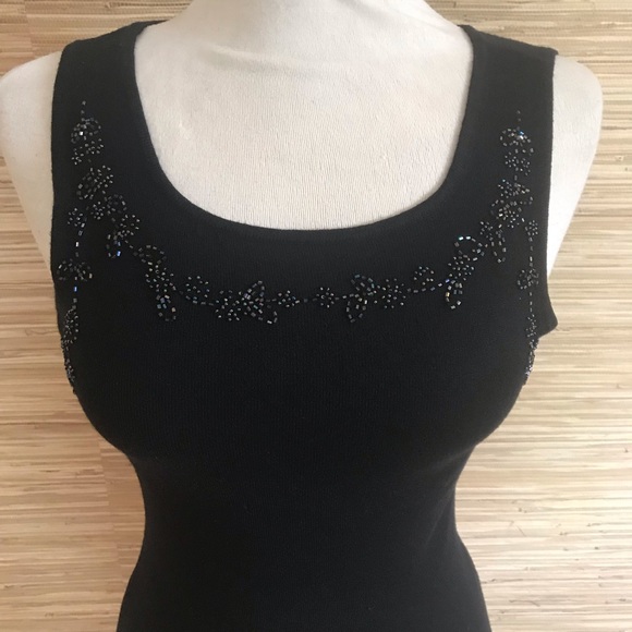 Eye Candy Body Con Sleeveless Knit Sweater - Picture 2 of 9